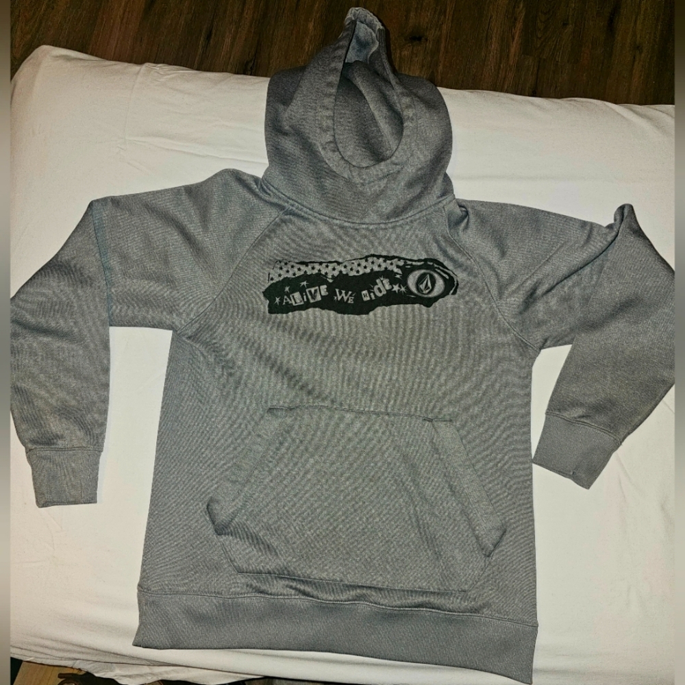 VOLCOM boys hoodie